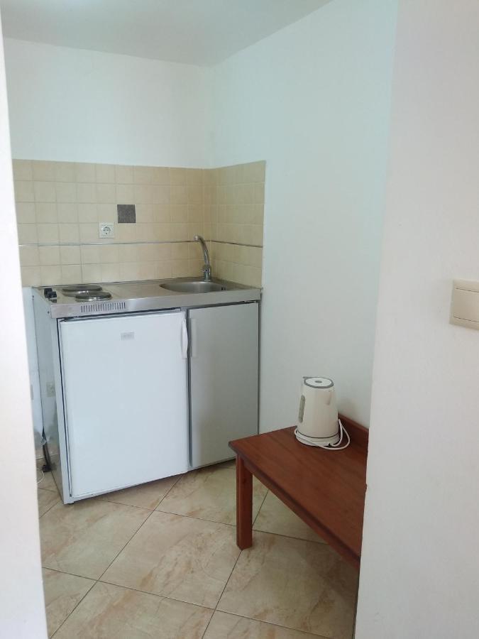 Ton Mari Apartments Paleochora Buitenkant foto