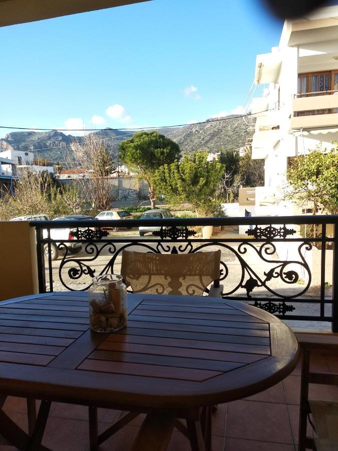 Ton Mari Apartments Paleochora Buitenkant foto