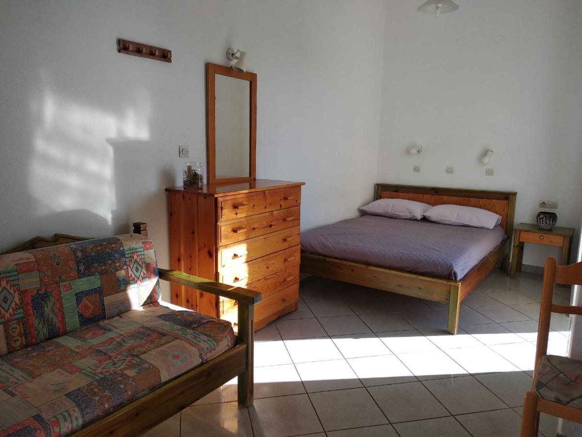 Ton Mari Apartments Paleochora Buitenkant foto