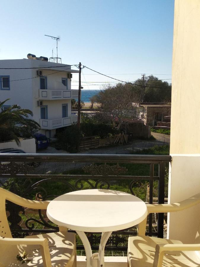 Ton Mari Apartments Paleochora Buitenkant foto