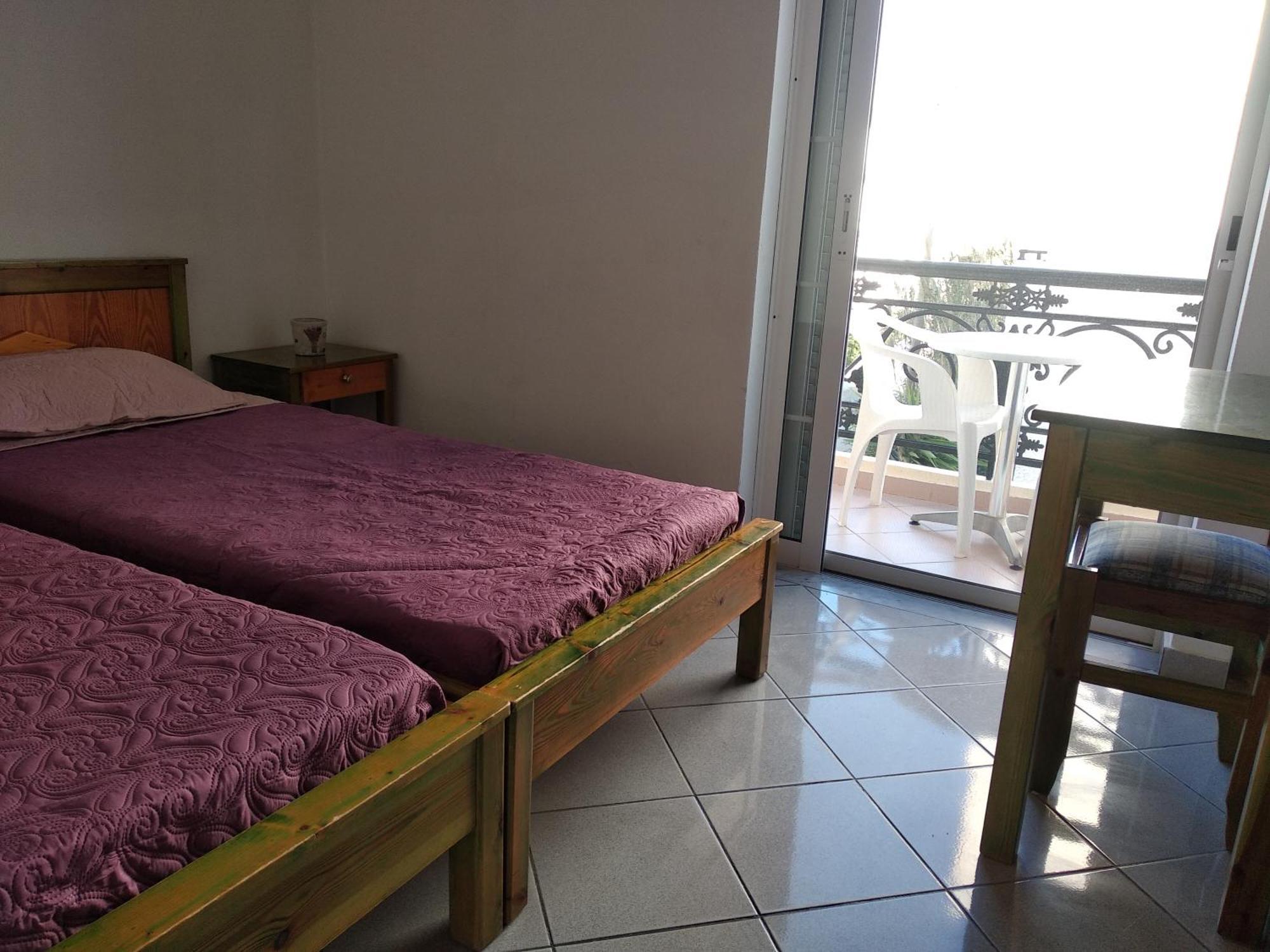 Ton Mari Apartments Paleochora Buitenkant foto