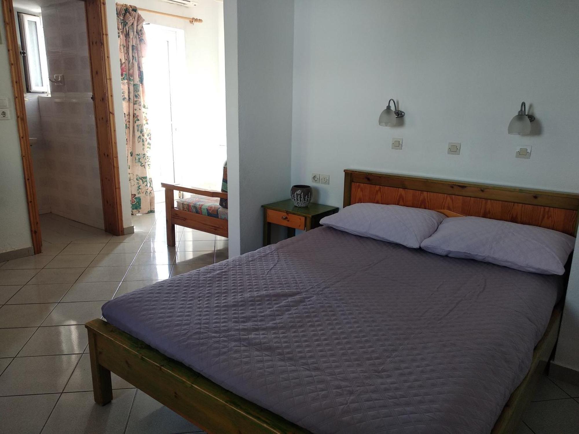 Ton Mari Apartments Paleochora Buitenkant foto